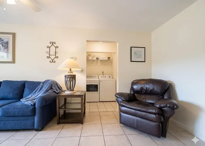 Parkside Retreat At Eau Gallie
